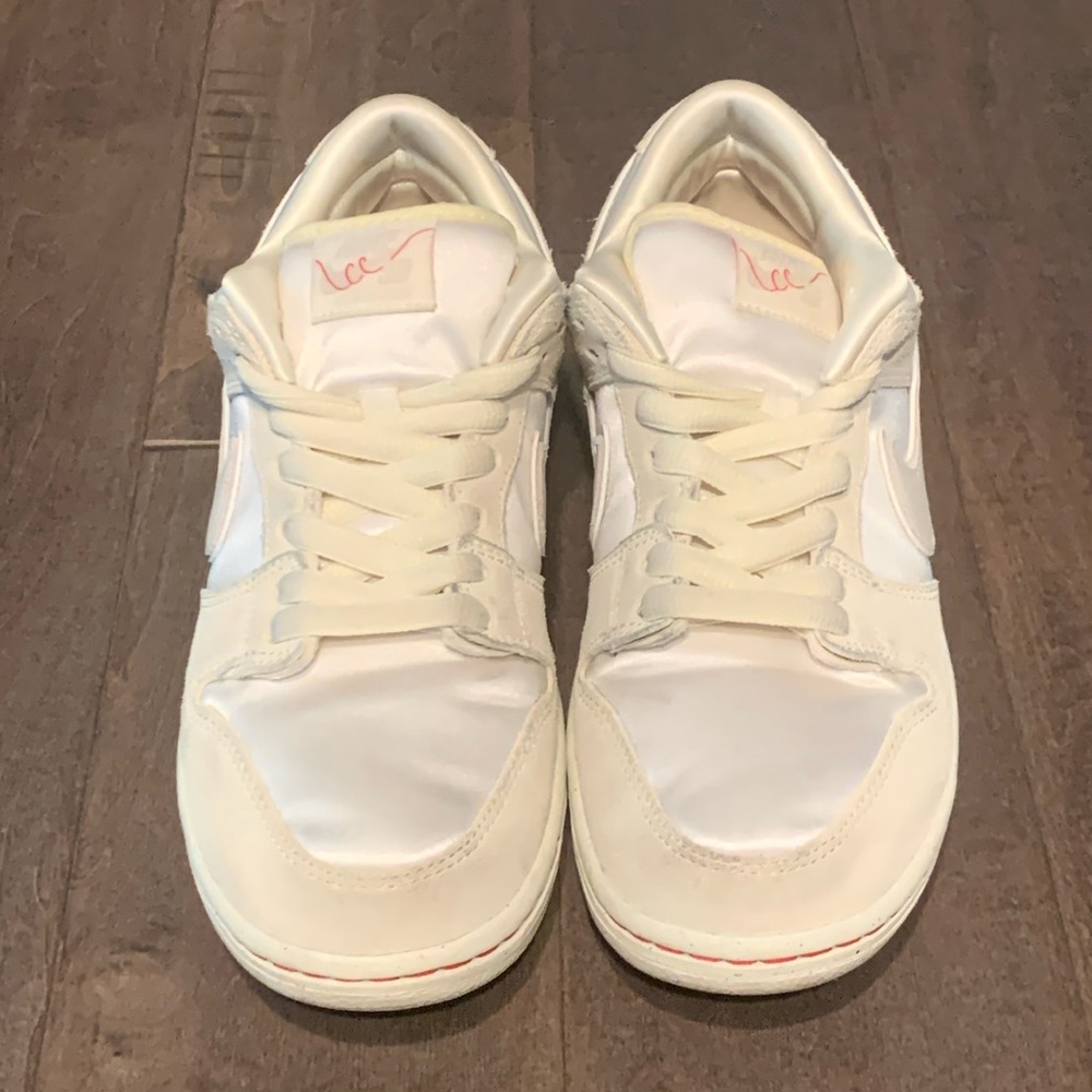 Nike Dunk Low SB 'City of Love Collection - Light Bone'  FZ5754-100 - M8 / W9.5